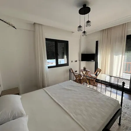 Luxury With Pool In Akyaka Goekova 度假居 Ula