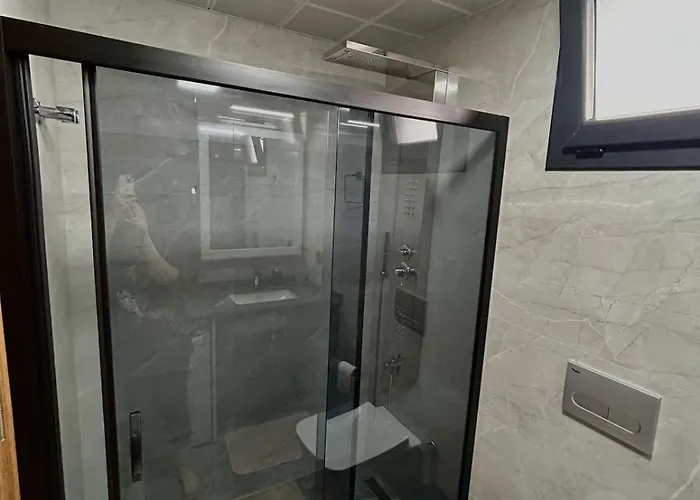 Luxury With Pool In Akyaka Goekova *