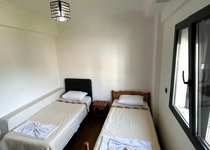 Hébergement de vacances Luxury With Pool In Akyaka Goekova Ula